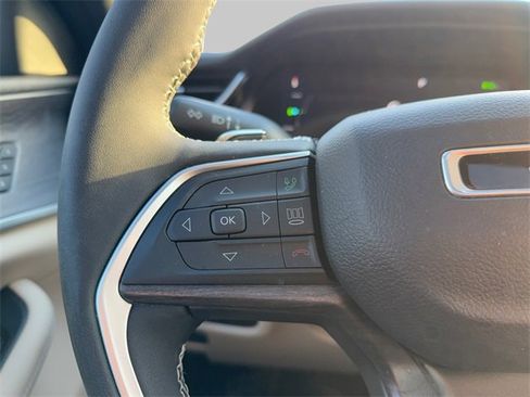 Used 2023 Jeep Grand Cherokee 4WD 4xe image 14