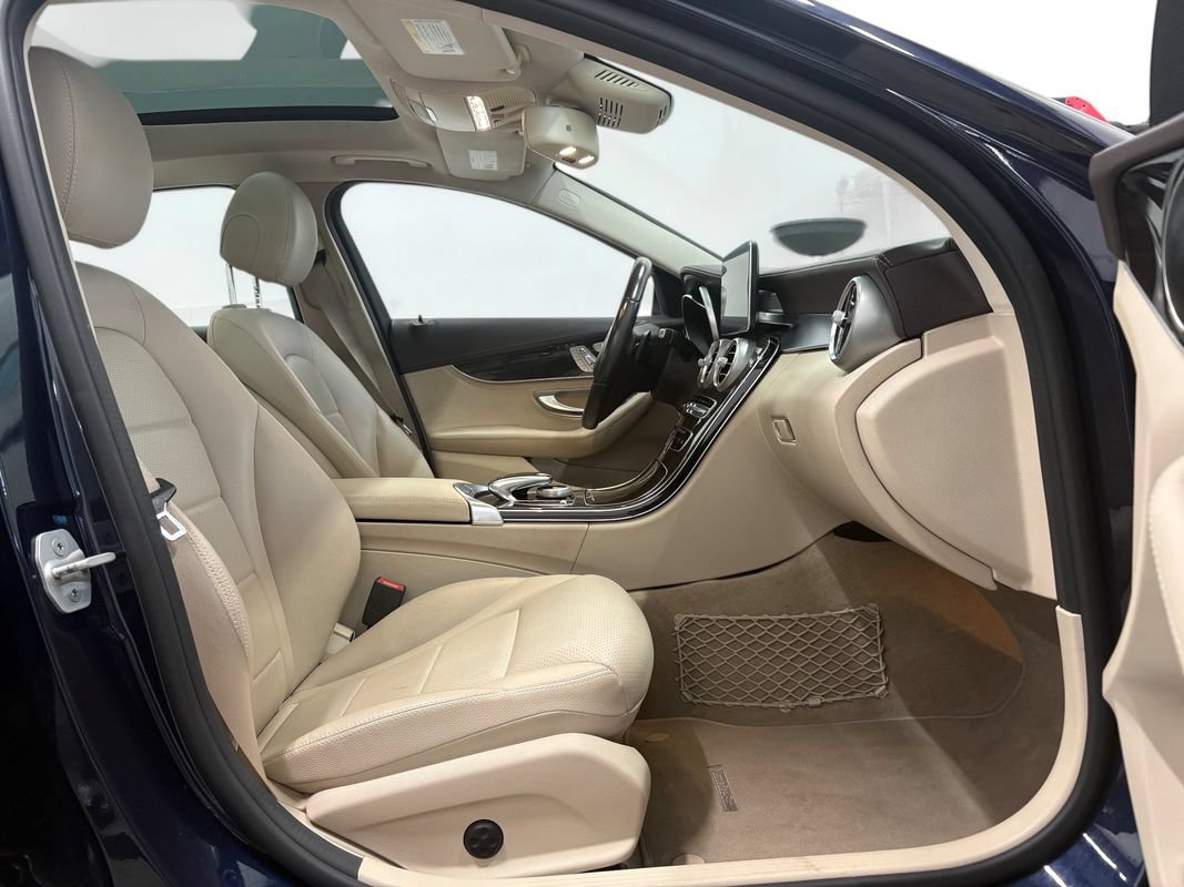 Used 2016 Mercedes-Benz C 300 4MATIC Sedan image 14