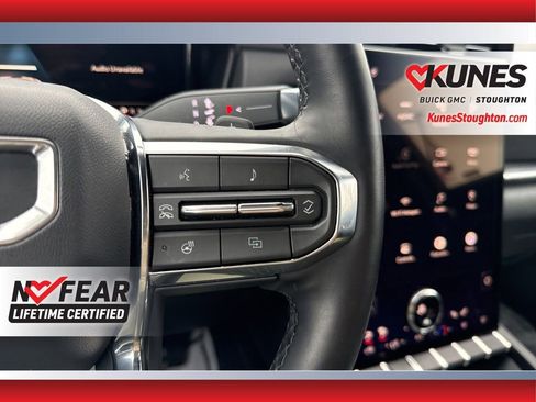 Used 2025 GMC Terrain Elevation image 23