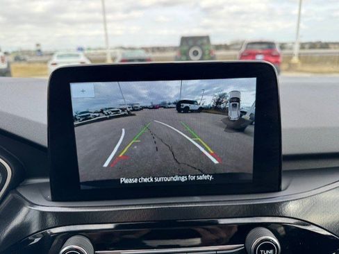 Used 2022 Ford Escape SEL w/ SEL Stealth AWD Package image 18