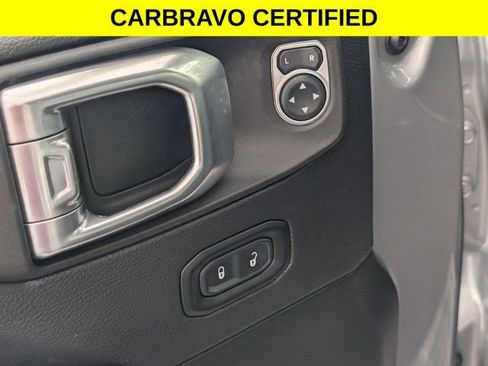 Used 2021 Jeep Wrangler Unlimited Rubicon AWD/4WD image 11