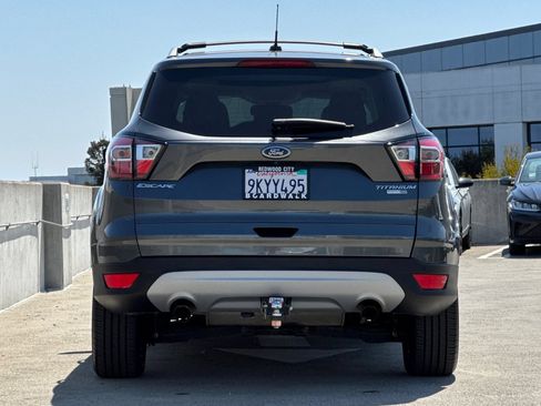 Used 2017 Ford Escape Titanium AWD/4WD image 5