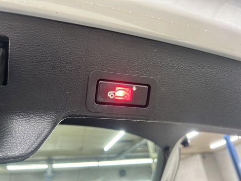 Used 2013 BMW X6 xDrive35i image 8