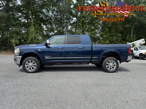 Used 2022 RAM 2500 Limited AWD/4WD image 4