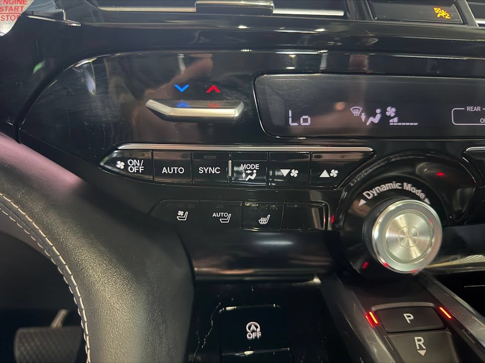 Used 2023 Acura MDX w/ Advance Package AWD/4WD image 30