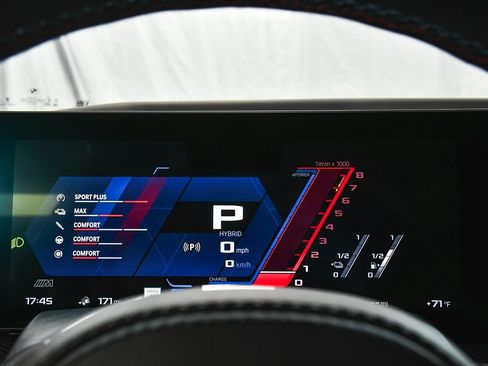 Used 2025 BMW XM image 58