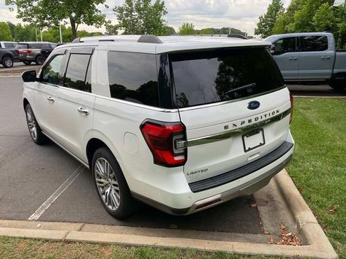 Used 2022 Ford Expedition Limited RWD image 31