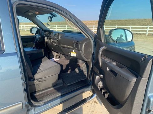 Used 2010 Chevrolet Silverado 1500 LT w/ Power Pack Plus image 13
