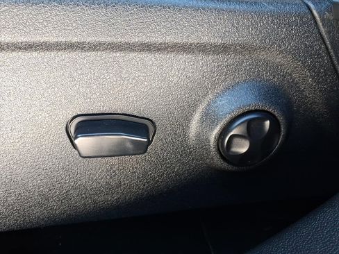 Used 2016 Dodge Journey SXT w/ Comfort/Convenience Group image 24