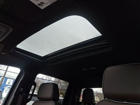 New 2026 GMC Sierra 3500 Denali w/ Denali Reserve Package image 14