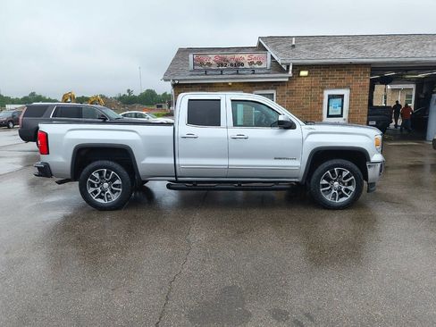 Used 2015 GMC Sierra 1500 SLE w/ Carbon-22 Edition AWD/4WD image 2