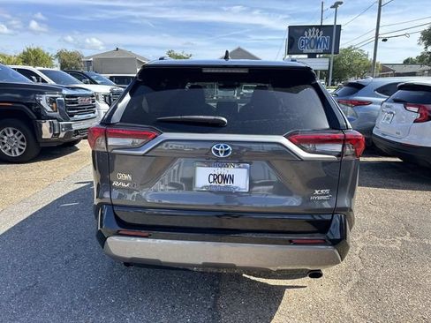 Used 2020 Toyota RAV4 XSE AWD/4WD image 8