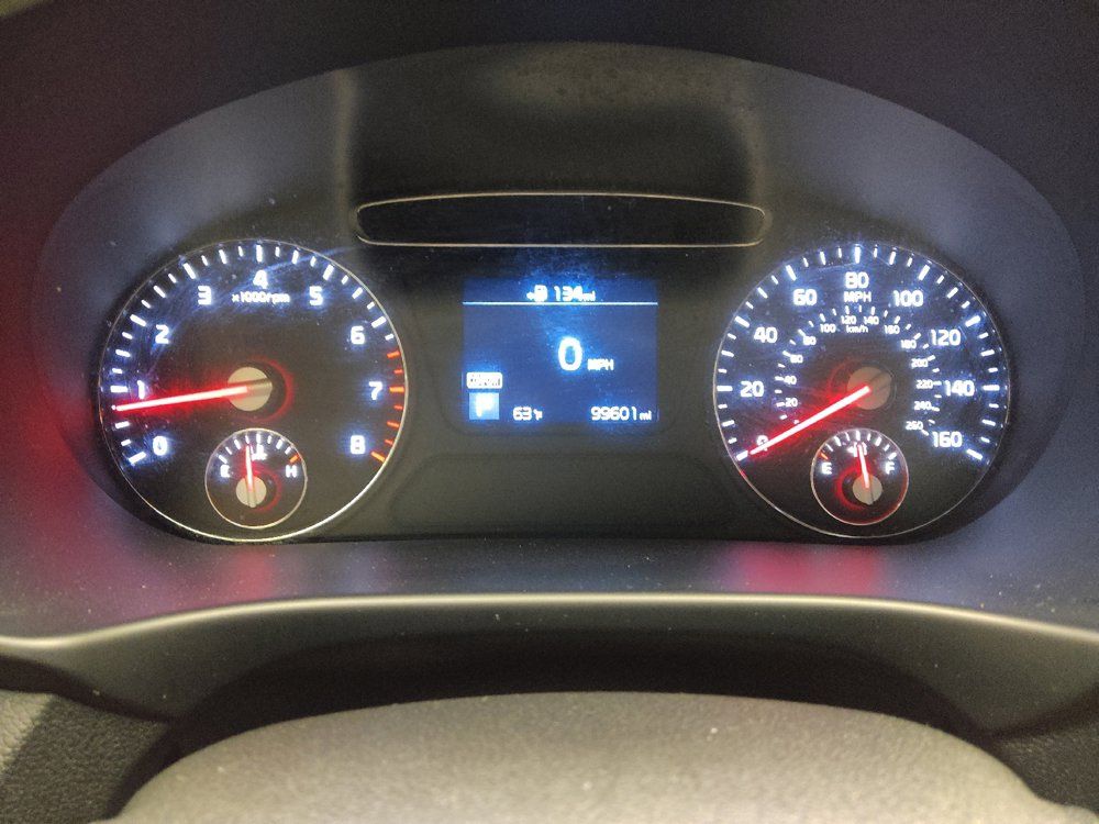 Used 2020 Kia Sorento LX FWD image 23