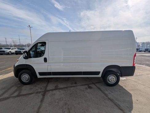 New 2026 RAM ProMaster 2500 image 8