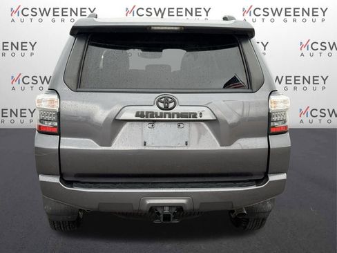 Used 2021 Toyota 4Runner SR5 Premium image 4