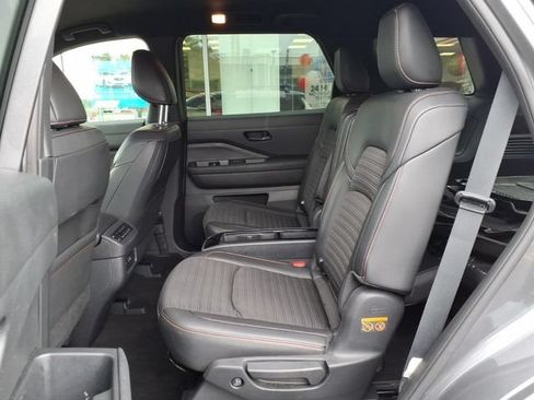Used 2024 Nissan Pathfinder Rock Creek AWD/4WD image 16