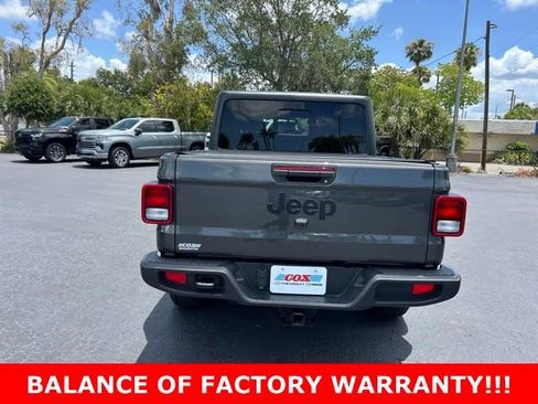 Used 2023 Jeep Gladiator Sport AWD/4WD image 5