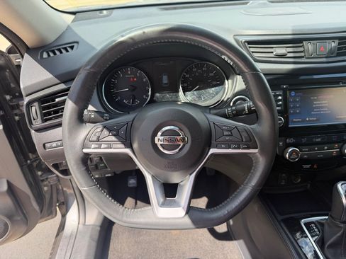 Used 2017 Nissan Rogue SL w/ SL Premium Package AWD/4WD image 15