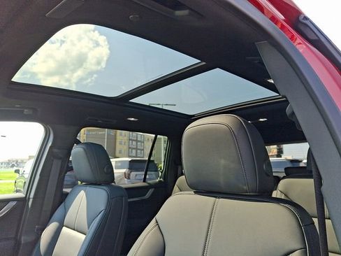 New 2025 GMC Acadia Elevation w/ Elevation Premium Package image 11