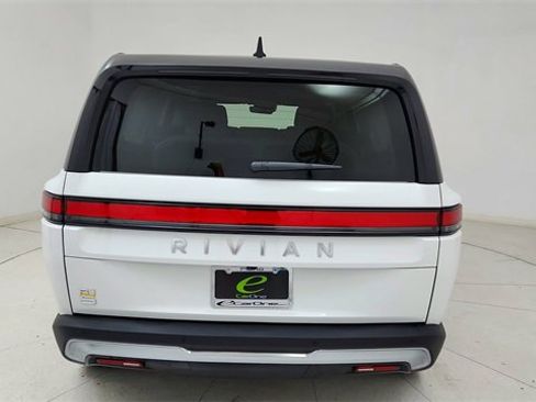 Used 2024 Rivian R1S Adventure image 5