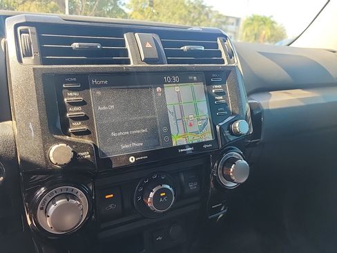 Used 2021 Toyota 4Runner TRD Off-Road Premium image 31