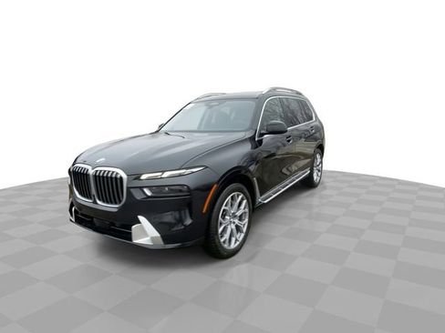 Used 2025 BMW X7 xDrive40i image 6