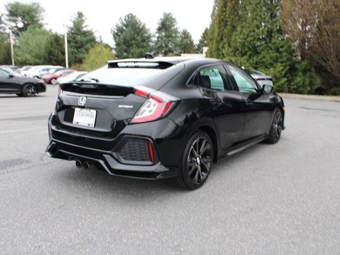 Used 2017 Honda Civic Sport image 9