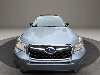 Used 2015 Subaru Forester 2.5i w/ Alloy Wheel Package