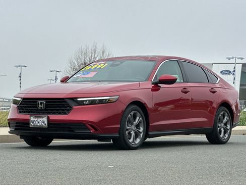 Used 2024 Honda Accord EX image 8