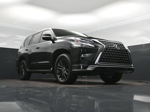 Certified 2023 Lexus GX 460 Premium w/ Accessory Package AWD/4WD image 44