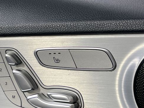 Used 2019 Mercedes-Benz C 300 4MATIC image 18