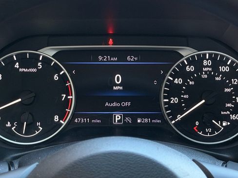 Used 2024 Nissan Sentra SV image 34