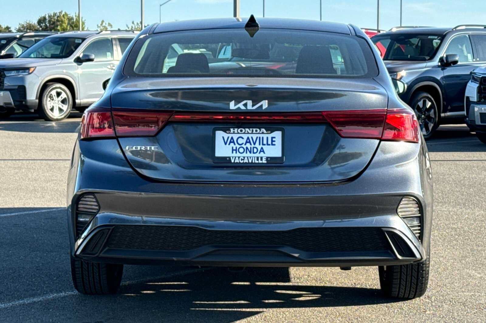 Used 2024 Kia Forte LXS FWD image 5