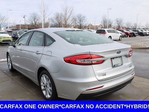 Used 2019 Ford Fusion SE image 5