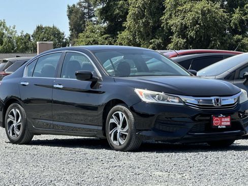 Used 2016 Honda Accord LX image 10