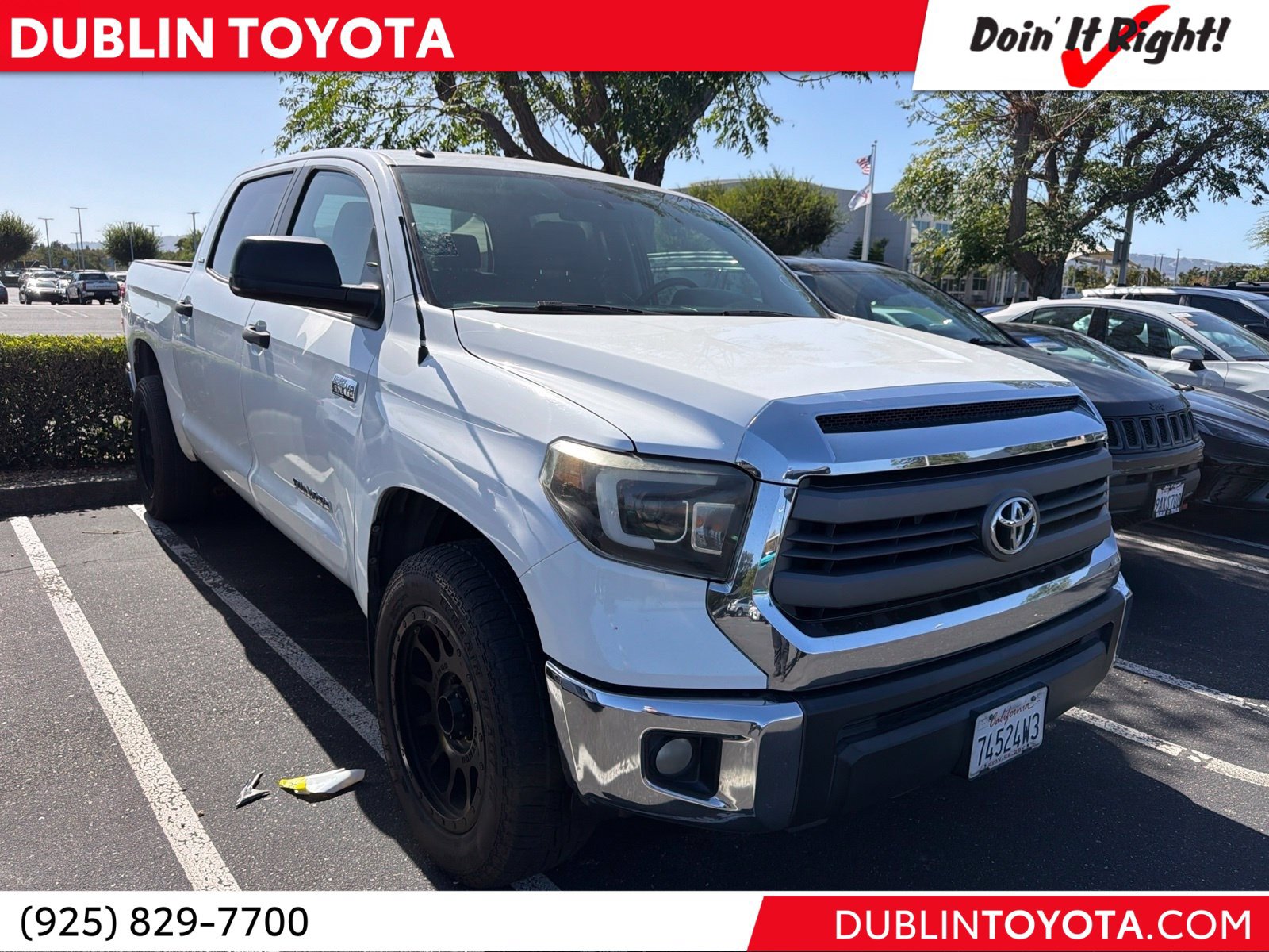 Used 2014 Toyota Tundra SR5 RWD image 1