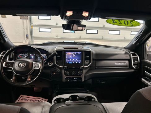 Used 2024 RAM 2500 Big Horn image 28
