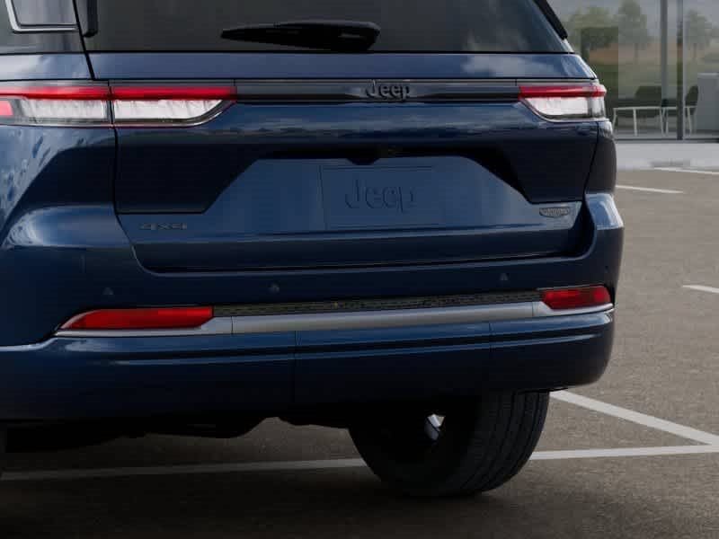 New 2027 Jeep Grand Cherokee Summit AWD/4WD image 13