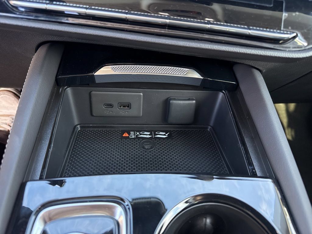New 2026 Buick Envision Sport Touring AWD/4WD image 32