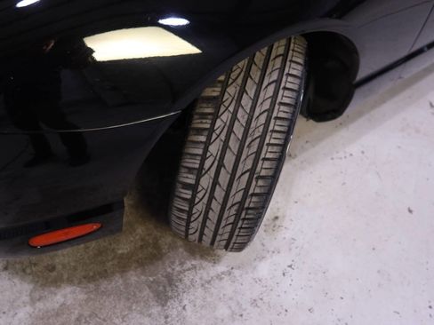 Used 2002 Ford Thunderbird Deluxe image 11