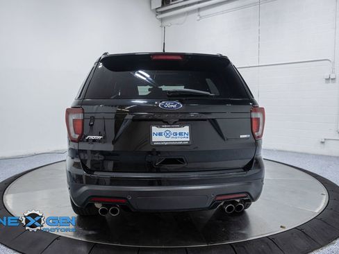 Used 2018 Ford Explorer Sport w/ Equipment Group 401A image 6