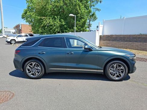 Used 2023 Genesis GV70 2.5T w/ Advanced Package AWD/4WD image 7