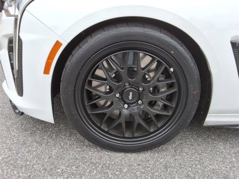 Used 2023 Cadillac CT4 V Blackwing w/ LPO, Blue Accent Package image 10