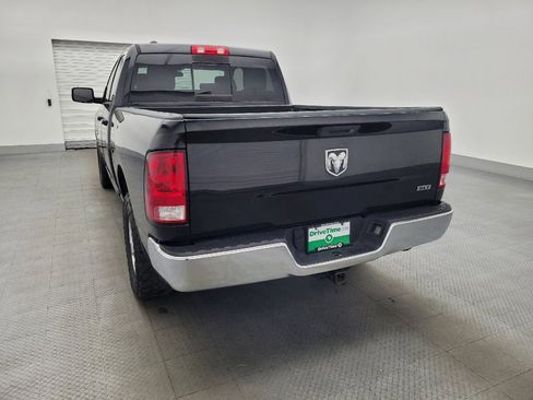 Used 2017 RAM 1500 Classic SLT image 6