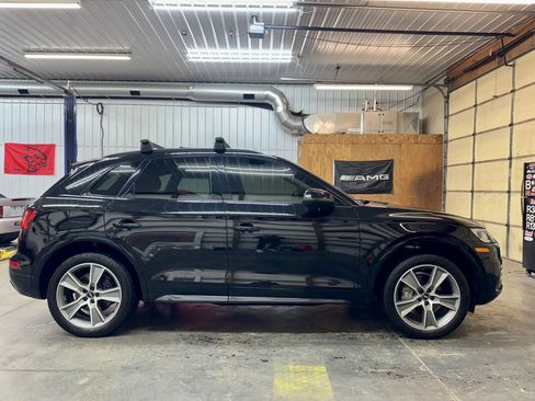 Used 2020 Audi Q5 2.0T Premium Plus w/ Premium Plus Package image 11