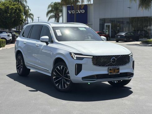 New 2026 Volvo XC90 B6 Plus AWD/4WD image 1