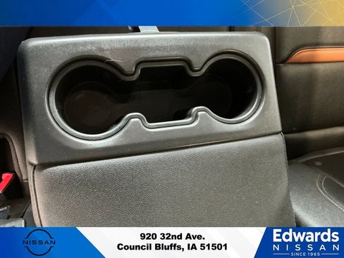 Used 2023 GMC Sierra 1500 AT4 w/ AT4 Preferred Package AWD/4WD image 14