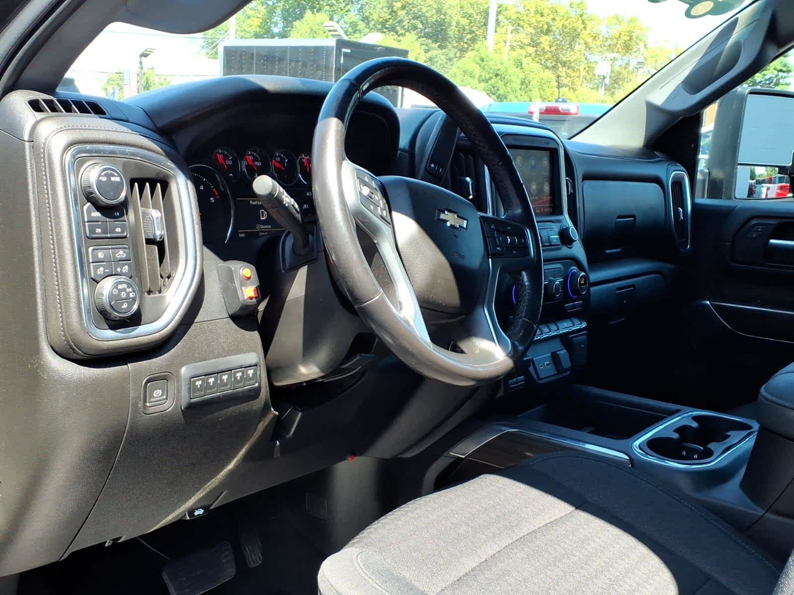Used 2022 Chevrolet Silverado 3500 LT w/ All Star Edition AWD/4WD image 9