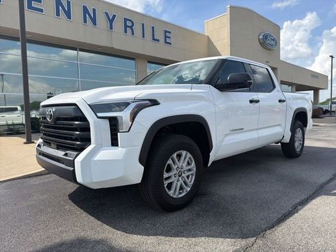 Used 2024 Toyota Tundra SR5 w/ SR5 Convenience Package AWD/4WD image 1
