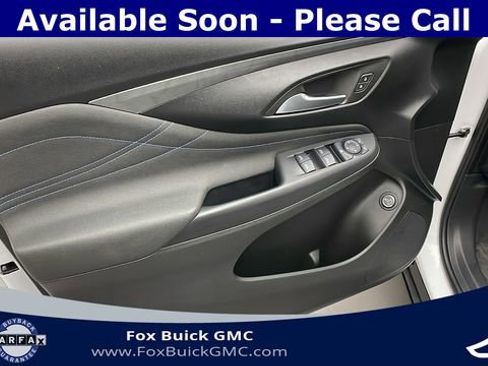 Used 2025 Buick Envista Sport Touring w/ Convenience I Package image 8